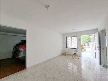 SE VENDE CASA INDPENDIENTE UNA PLANTA CIUDAD JARDIN