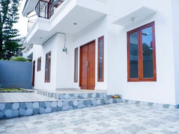 Rumah Baru Siap Huni 2 Lantai di Rempo Ciputat, 2758