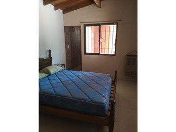 Casa 3 ambientes Barrio Santa Elena