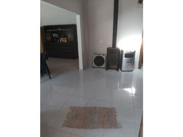 Casa 3 ambientes Barrio Santa Elena