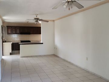Departamento en Venta, Boca del Río, Alberca y muy cerca de la playa.