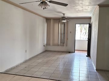 Departamento en Venta, Boca del Río, Alberca y muy cerca de la playa.