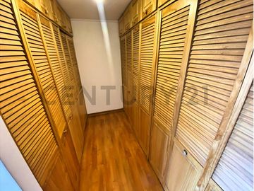 Se vende casa con excelente vista en Peñuelas.