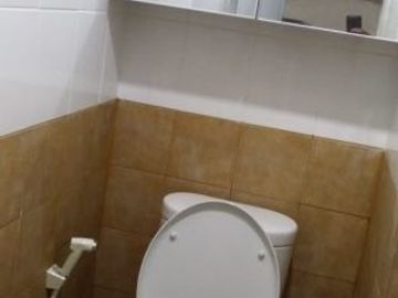 Studio bulanan full furnish green pramuka city wifi ready