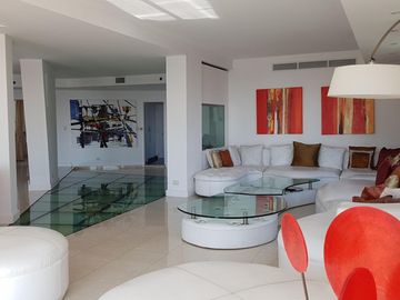 EMBLEMÁTICO PISO 14 EDIFICIO KAVANAGH Venta