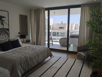 Departamento en venta de 3 dorm, 3 baños en Las Condes.
