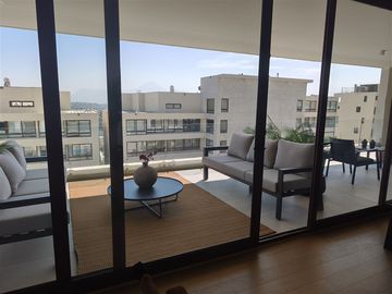Departamento en venta de 3 dorm, 3 baños en Las Condes.