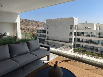 Departamento en venta de 3 dorm, 3 baños en Las Condes.
