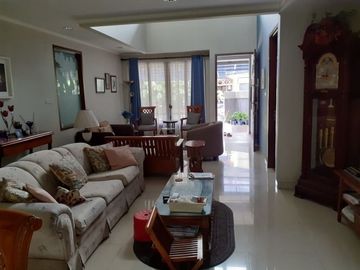 Rumah Mewah 2.5 Lantai di Maleo Bintaro Jaya, 2767