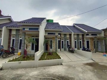 Rumah Baru 1 Lnt, LT 61 m&sup2;, Rp 400 Juta, di Cipayung, Depok.