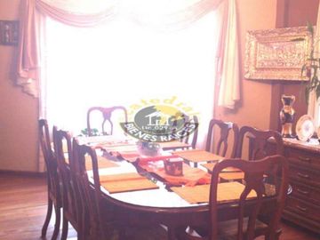 Casa de venta en Centro - Parque Luis Cordero – código:10420