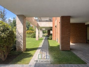 Maravilloso departamento en venta, Eje Kennedy, Las Condes