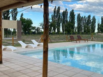 Venta Complejo de cabañas con viñedos en San Rafael- Mendoza