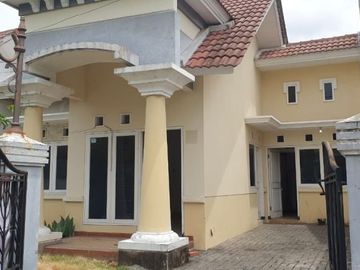 Rumah dijual lokasi Perum Graha Tirta Waru