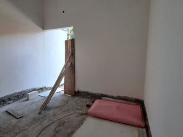 RUMAH MEWAH 2 LANTAI DEKAT BANK MANDIRI MLATI SLEMAN