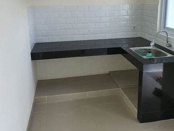 RUMAH CANTIK DI MAGUWOHARJO JALAN TAJEM DEKAT ADI TV