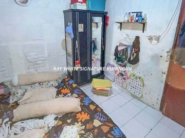 Dijual Rumah Bangunan Lama Lokasi Premium di Jl. Karbela II, Setiabudi