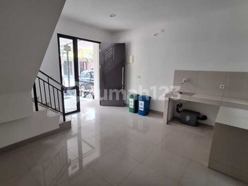 Dijual Cepat Rumah Milenial Pik2 Extension 4,5X10 Kosongan Baru