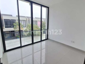 Dijual Cepat Rumah Milenial Pik2 Extension 4,5X10 Kosongan Baru