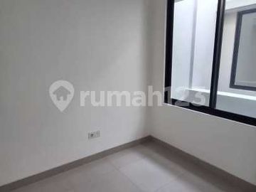 Dijual Cepat Rumah Milenial Pik2 Extension 4,5X10 Kosongan Baru