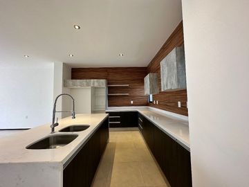 Venta de Casa en Lomas de Juriquilla