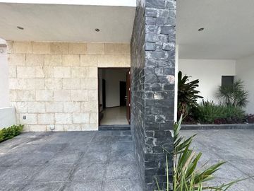 Venta de Casa en Lomas de Juriquilla