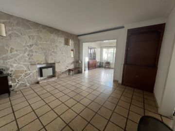 Chalet en venta en Bernal Centro