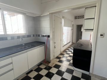 Chalet en venta en Bernal Centro