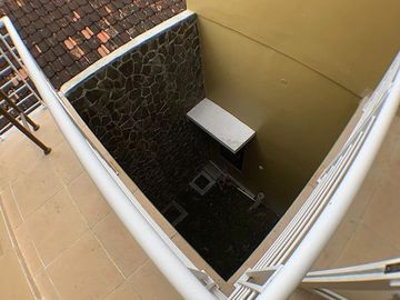 RUMAH MODERN 2 LANTAI DEKAT KAMPUS ISI