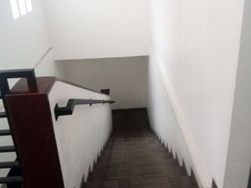 Rumah Asri Modern Sangat Terawat 2LT Diarea Polban Sarijadi Ciwaruga Bandung
