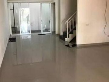 Rumah Bagus SHM Di Perumahan Pantai Mentari Kenjeran