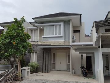 ( BUYER ONLY ) Termurah minimalis row 3 mobil Royal Residence Cluster buckingham