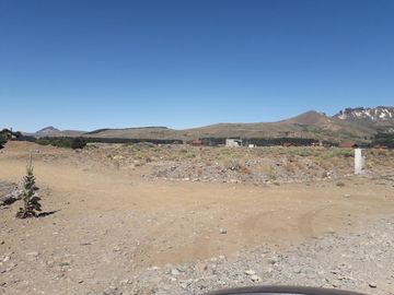 Lote en Barrio Privado Las Marías del Valle  -  a metros del Aeropuerto Chapelco. 1500 mts2 terreno plano con excelentes vistas.