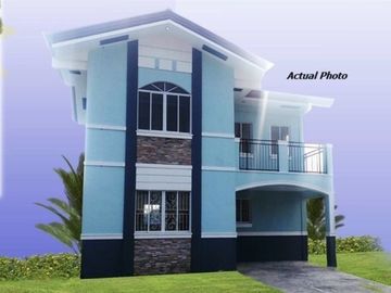 HOUSES FOR SALE AT PACIFIC GRAND VILLAS IN SUBABASBAS IN MACTAN, LAPU-LAPU CITY, CEBU