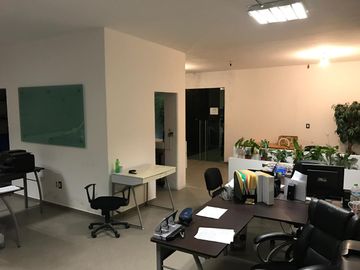 EDIFICIO EN VENTA AVENIDA PERIODISMO