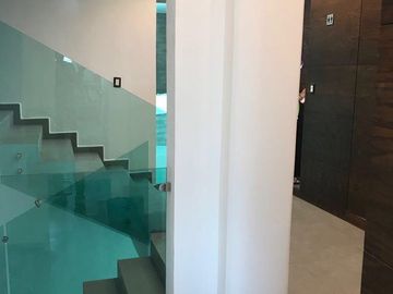 EDIFICIO EN VENTA AVENIDA PERIODISMO