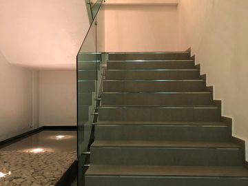 EDIFICIO EN VENTA AVENIDA PERIODISMO