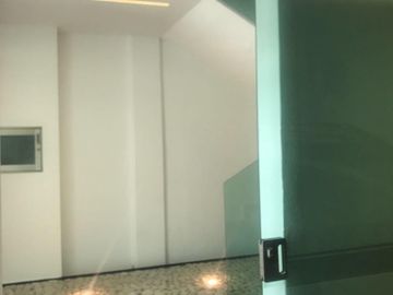 EDIFICIO EN VENTA AVENIDA PERIODISMO
