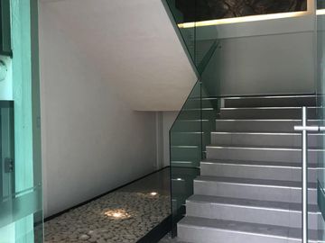 EDIFICIO EN VENTA AVENIDA PERIODISMO