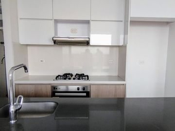 apartamento en venta en la flora. Cod V11283