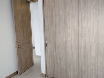 apartamento en venta en la flora. Cod V11283