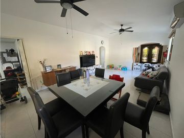VENTA DE CASA EN BRISAS DEL GOLF 311 MTS
