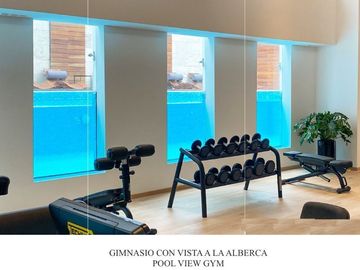 Departamento con techo alto, con amenidades: cine, alberca con carril de nado, s