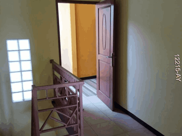 Dijual Rumah Rapih Terawat Siap Huni Dalam Komplek Di Tangerang