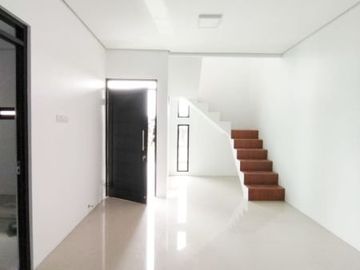 Rumah Gress Minimalis Bagus di Margahayu