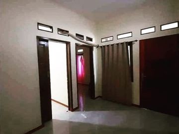 Rumah 2 lantai akses motor inden di jagakarsa harus cash