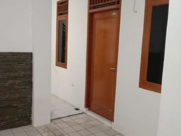 Dijual Kostan Baru 10 pintu 2 Lantai diAmpera JakSel SHM 1,35Milyar