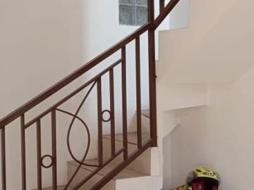 Rumah 2 lantai cluster 500 jt an di rangkapan jaya depok