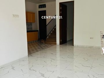 Disewakan Rumah 2 Lantai Siap Huni Di Bintaro