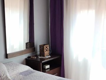 Chalet 3 dormitorios, en 2 plantas, 2 baños, quincho
